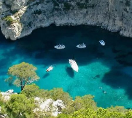 Bed & Breakfast Petite Maison Dans Le Parc National Des Calanques Marseille